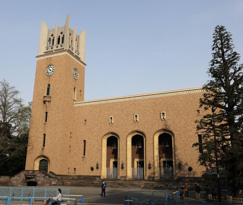 韩国财阀有多荒唐？靠入赘日本赚千亿，89岁还玩弄女星95岁终入狱