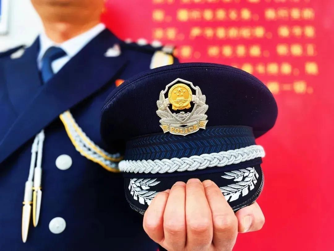 女警警服演变照片图片,最美警花警服图片