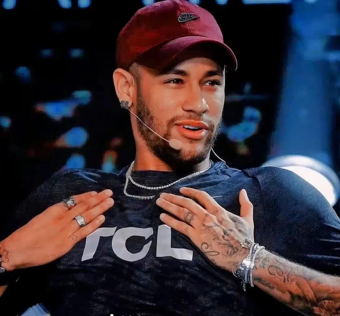 内马尔的迷人之处,内马尔从小到大的经历