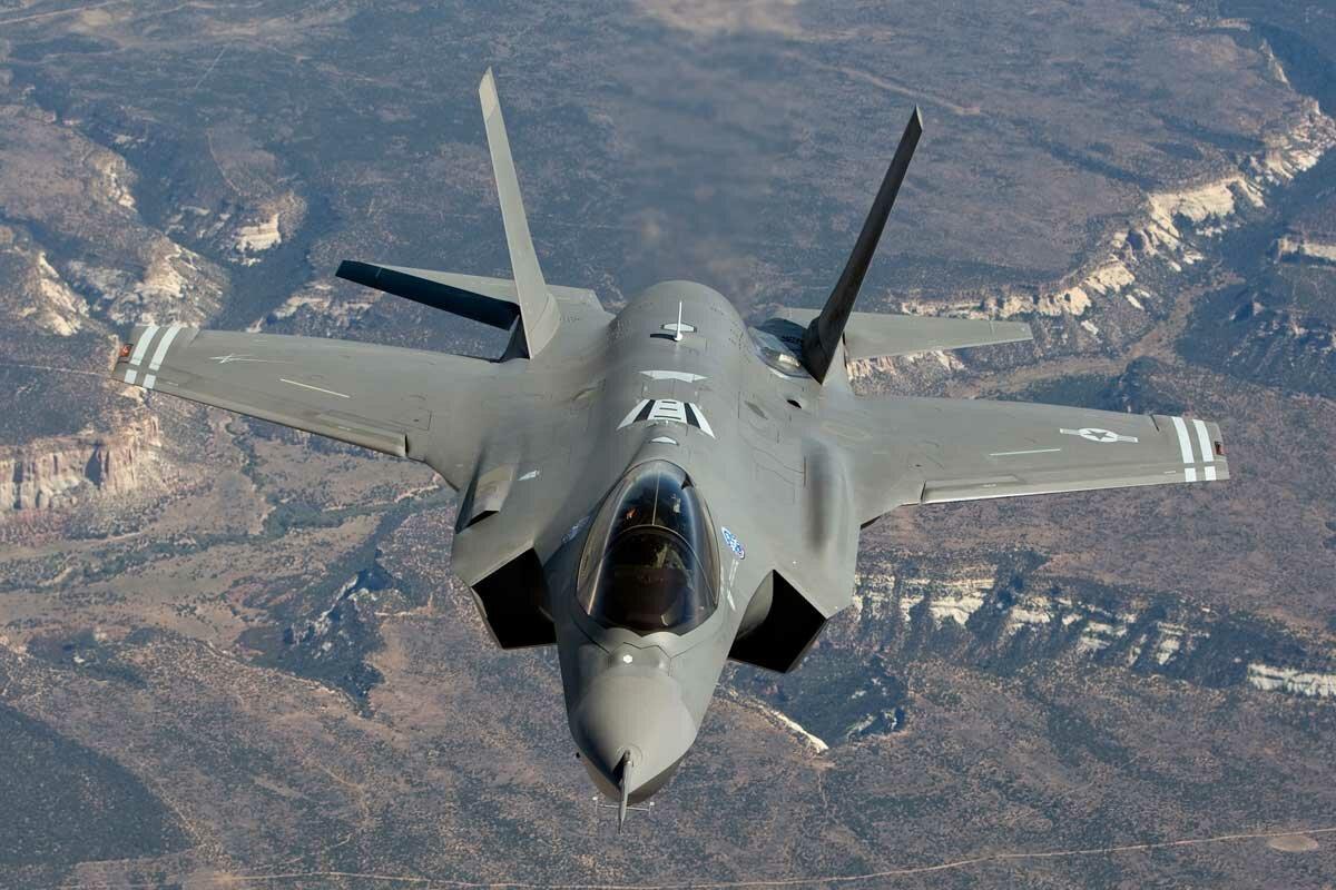 洛克希德·马丁f-35,f35a闪电二号