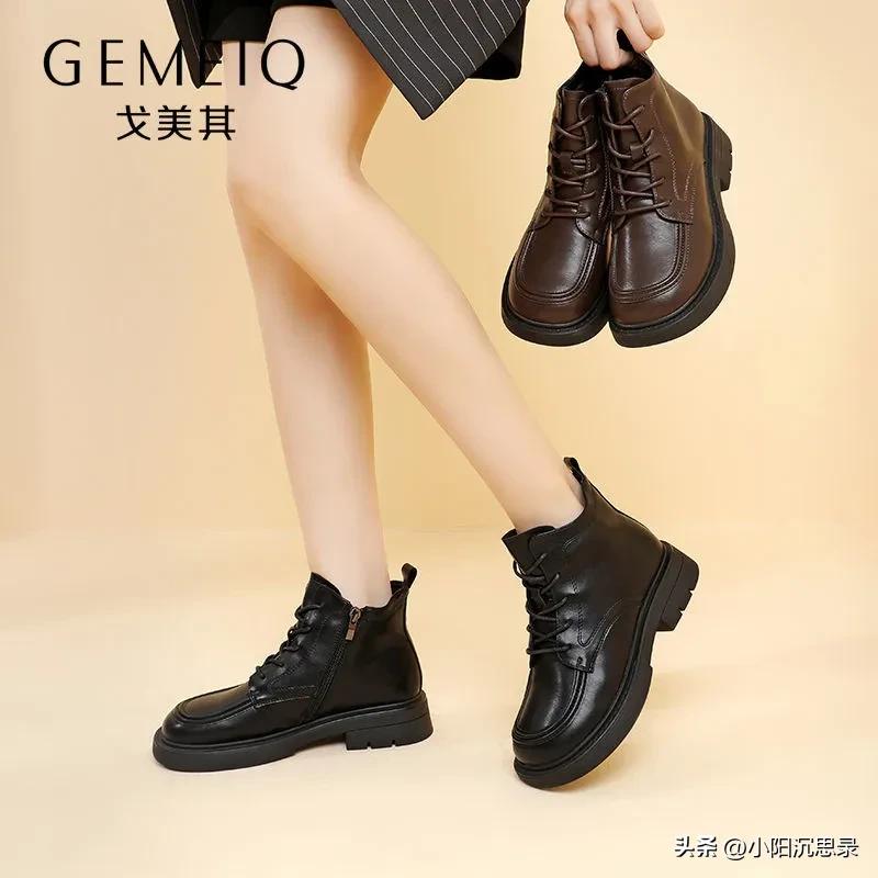 女款小白鞋品牌达芙妮,卓诗尼和达芙妮哪个鞋子好