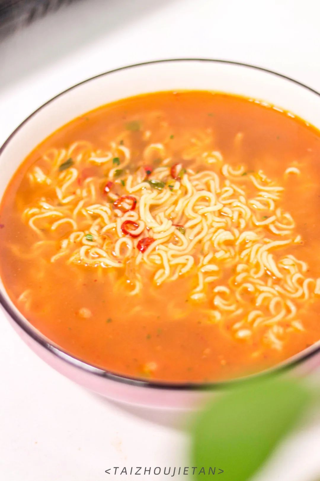 白象方便面是不是全网卖完了,白象方便面卖的不便宜