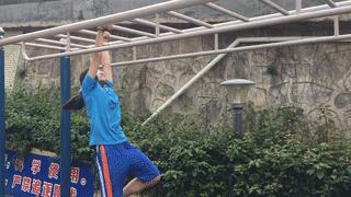 中考足球运球踢准的训练方法,体育中考足球运球怎么又快又稳