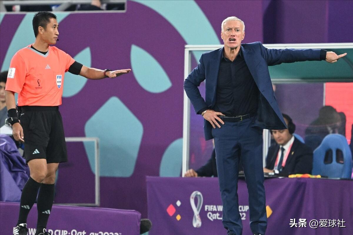 马宁什么时候担任国际级主裁判,马宁再担任第四官员