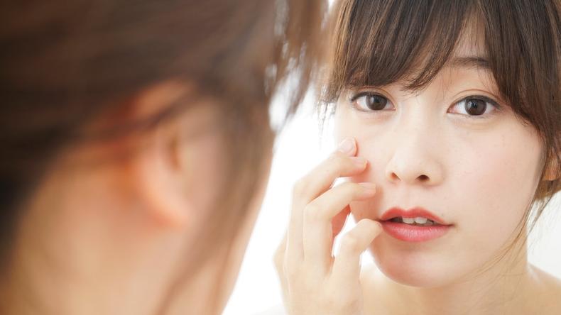 欧莱雅紫熨斗眼霜淡纹效果,欧莱雅紫熨斗和玻色因眼霜区别