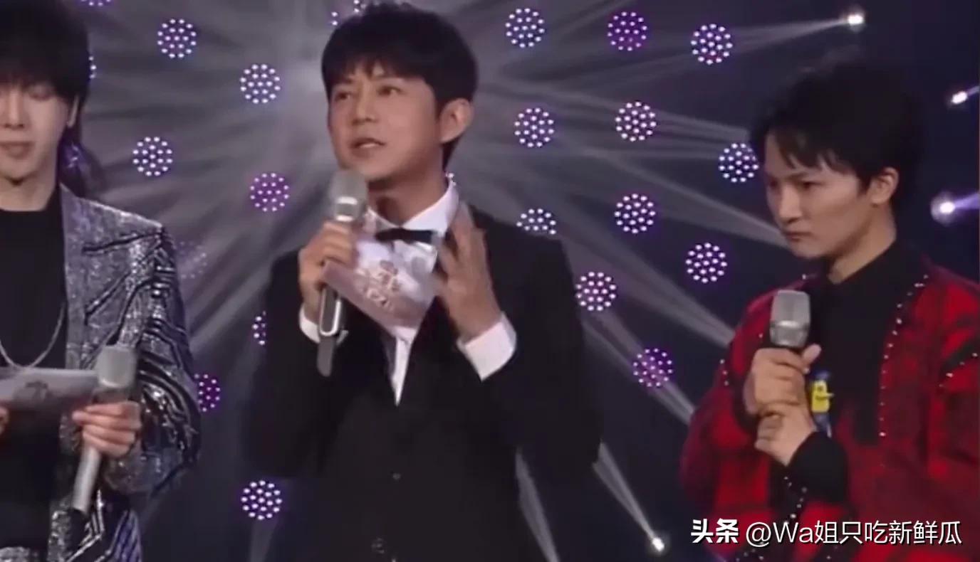 何炅收礼事件分析,何炅送礼背后的原因剖析