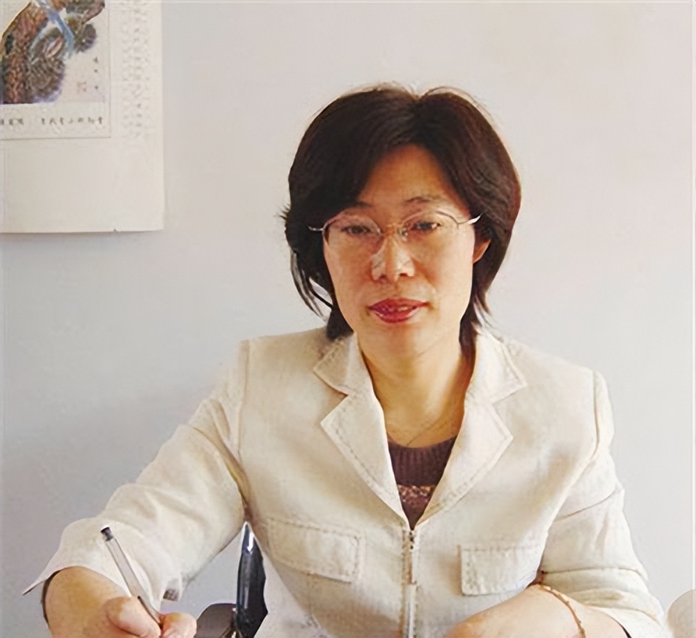 山东一女子,因坐月子无聊破译美国2套密码,国家奖励她711万