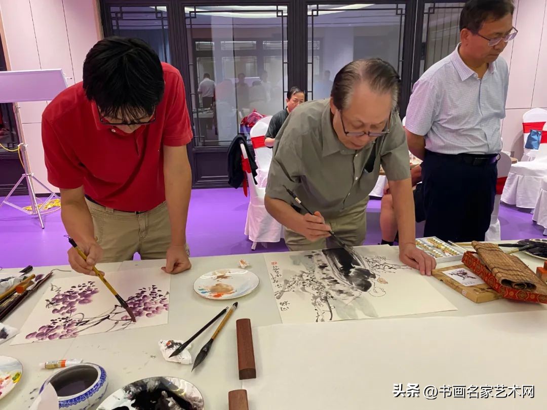 江浙沪皖海派绘画名家作品展,沪皖两地书画交流展在黄浦开展