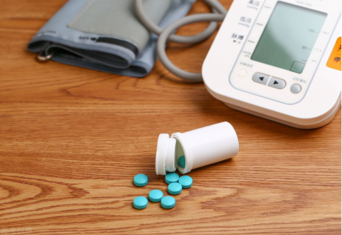 长期吃降压药有哪些副作用呢,吃降压药有哪些副作用和危害