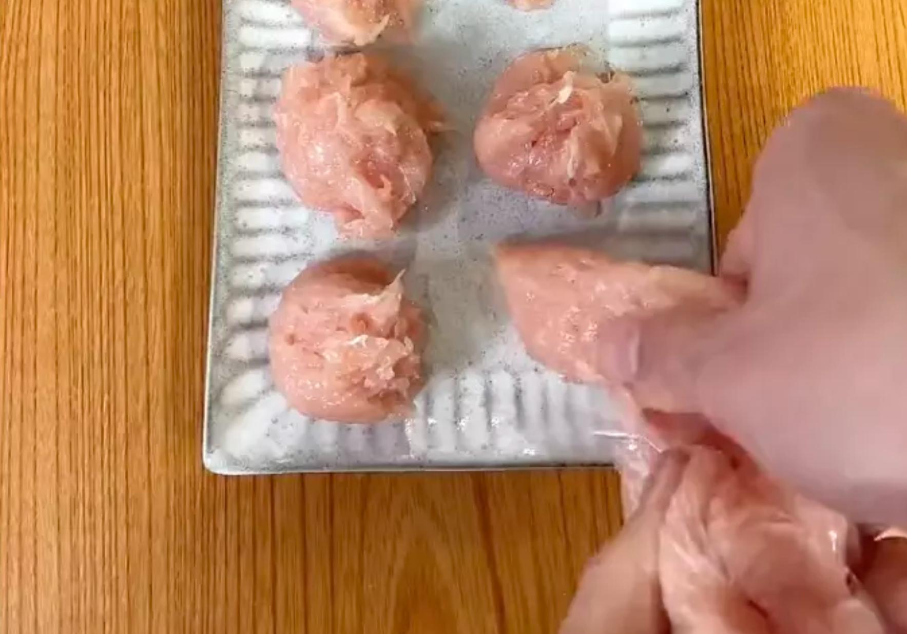 白菜蒸肉丸子正宗做法,清蒸大白菜绞肉