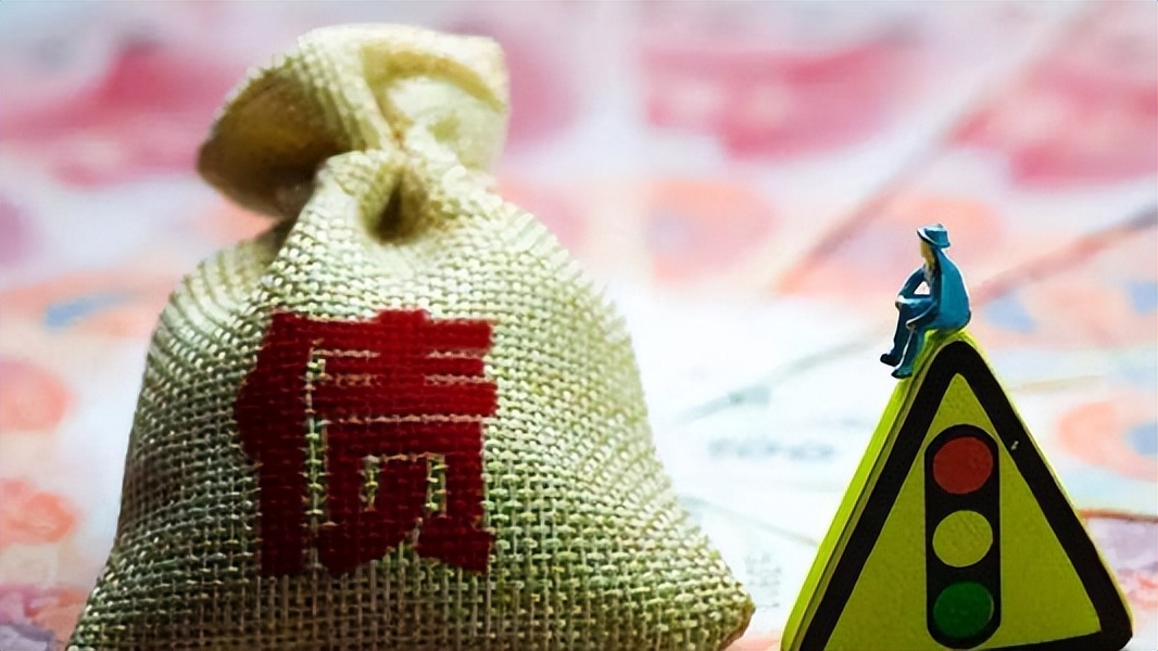 借条签名不正规有效吗,借款期限到期超一年借条还有效吗