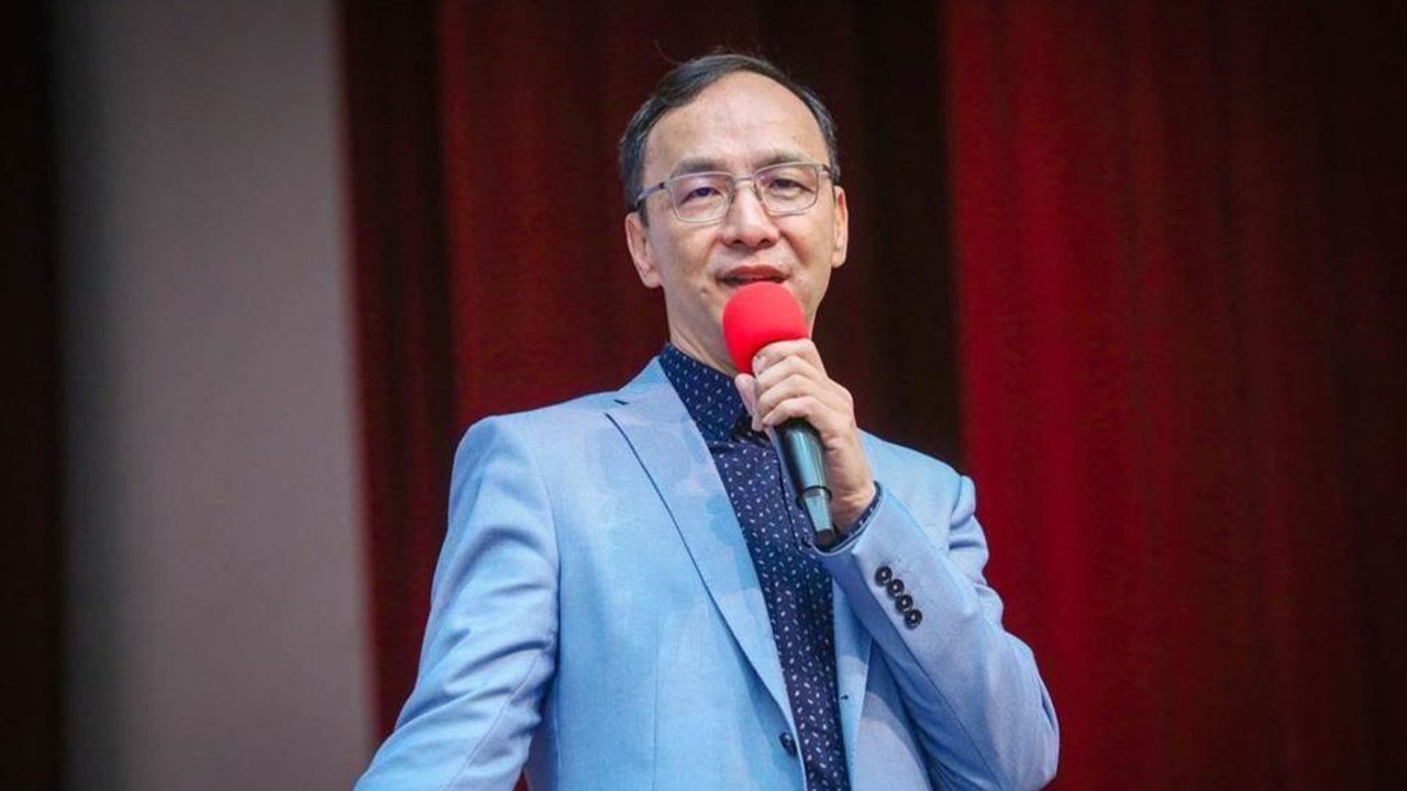 大陆划下红线在先，朱立伦却称台湾是“国家”：将与伙伴维护台海