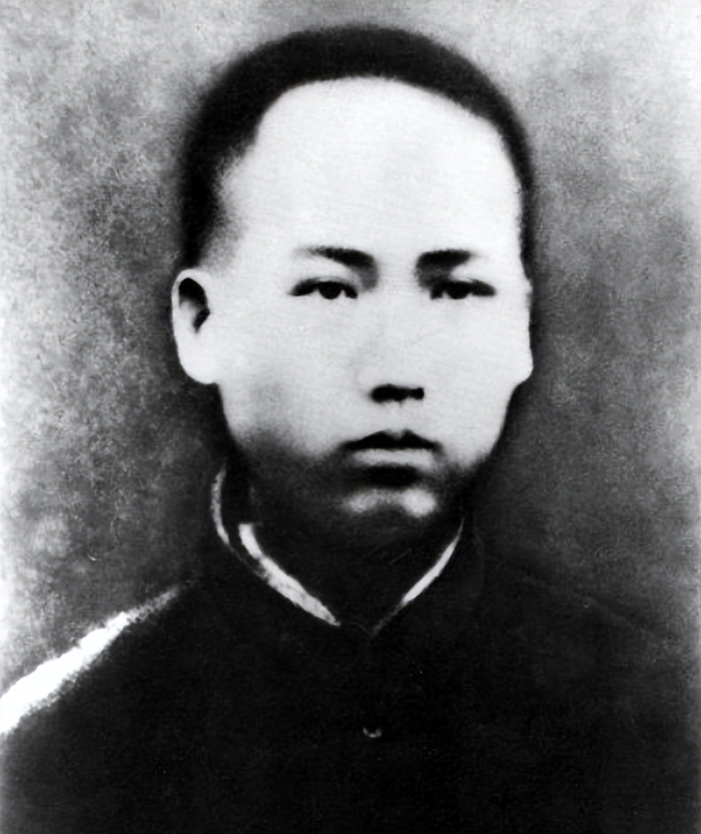 91年干部发现一山头像毛主席，孔令华初见哭了，李讷感叹：太像了