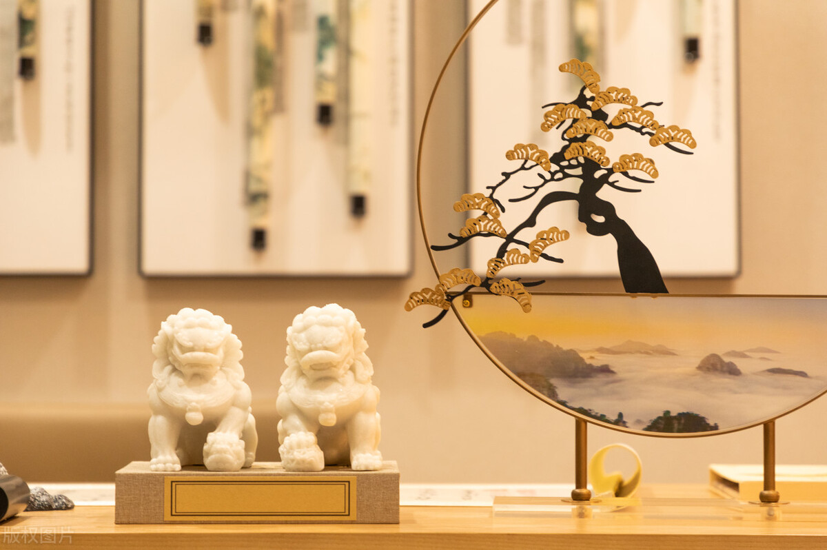 粉丝为艺人接机引发拥堵艺人道歉,韩国艺人机场拥堵