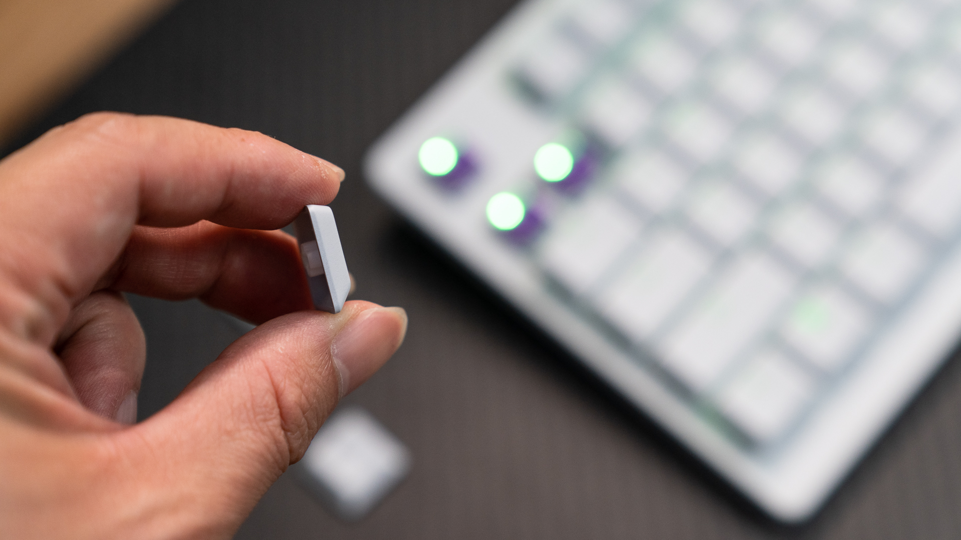 雷蛇v2键盘金蝎,雷蛇噬魂金蝎v2键盘的缺陷有哪些