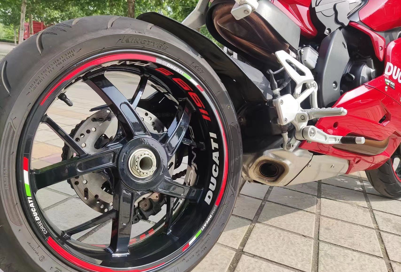 稻花香里说丰年听取蛙声一片,稻花香里说丰年听取蛙声一片英语