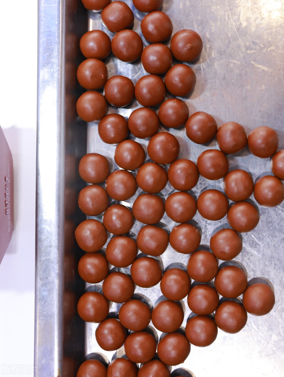 安宫牛黄丸和牛黄清心丸功效一样不,牛黄清心丸加牛黄解毒片