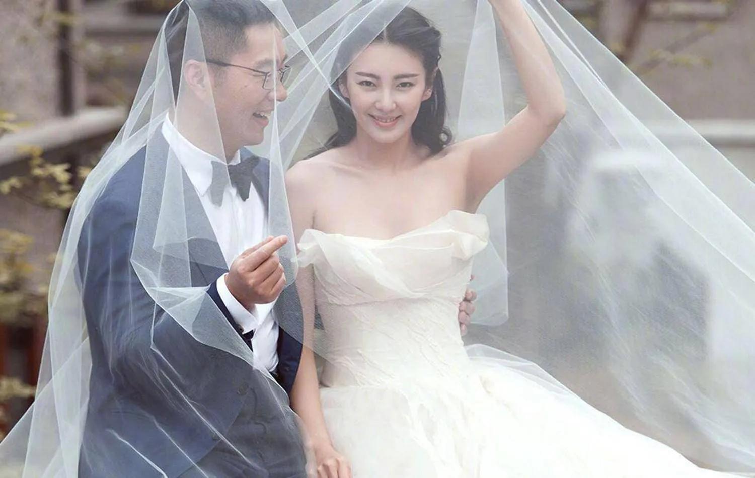 张雨绮也太有女王范了吧,十年过去张雨绮风采依旧