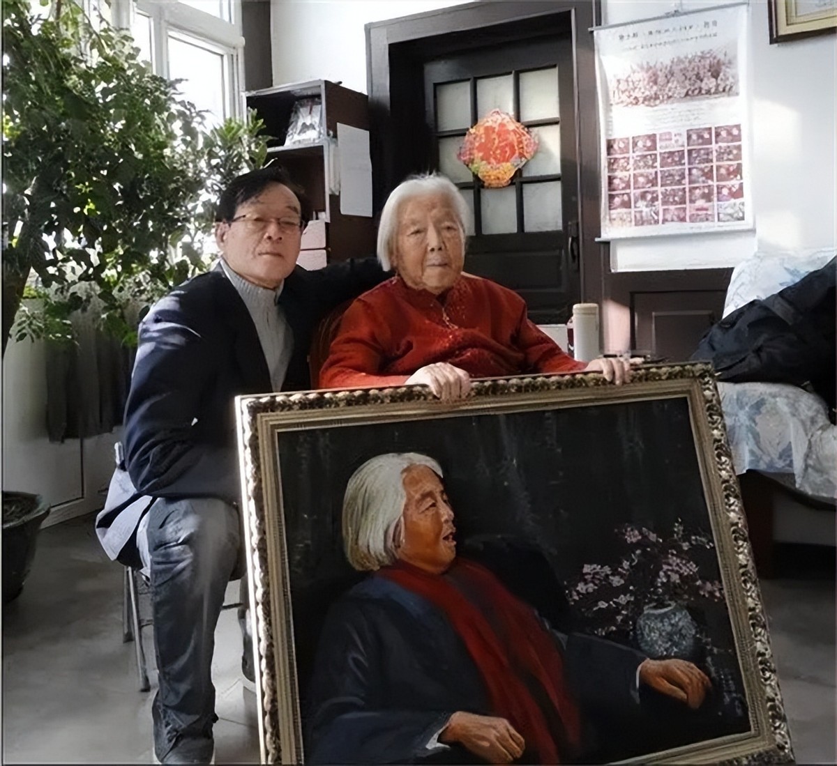 71年周总理让高岗妻子在图书馆工作，毛主席不同意：必须到教育部