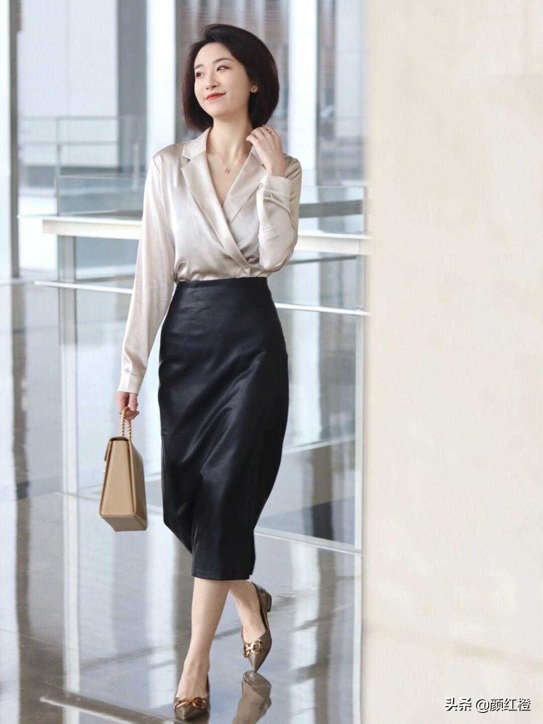今年流行的职场穿搭女士,明亮色职场风穿衣搭配