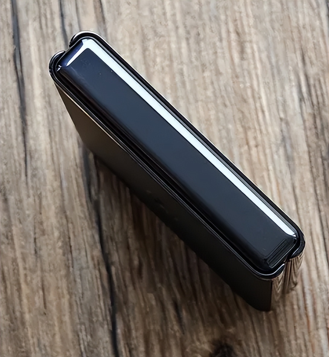 联想摩托罗拉手机未来发展趋势,摩托罗拉和联想手机有什么区别