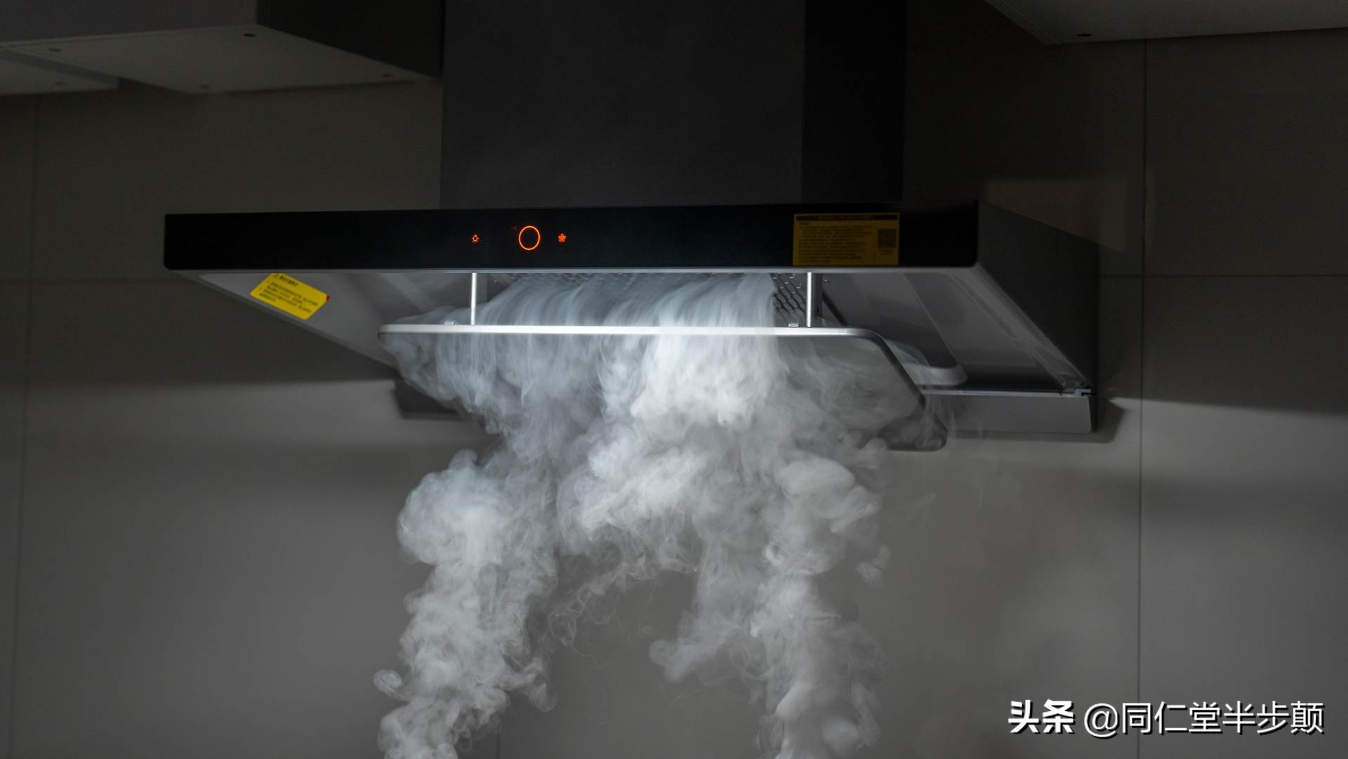 智能油烟机自动调节吸力,智能吸油烟机调节默认风速