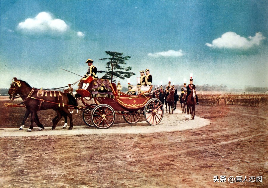 末代皇帝溥仪受审真实影像,珍贵影像1946年末代皇帝溥仪