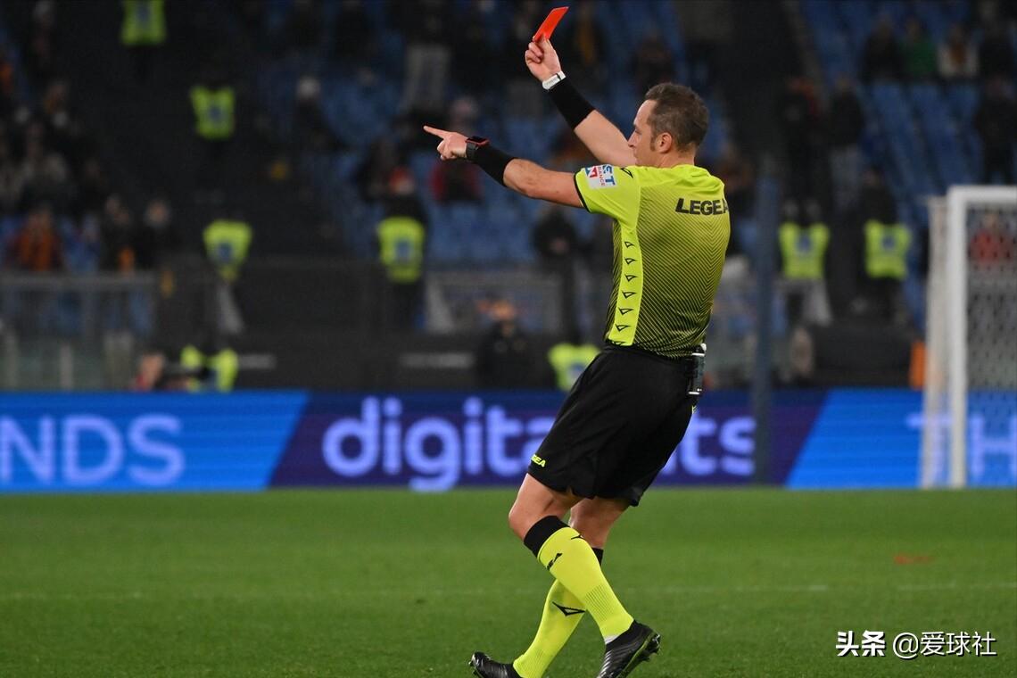 罗马夺冠穆里尼奥被抛起,罗马被黑点球