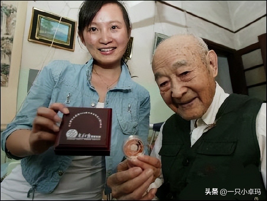 他是中国营养学泰斗，100岁仍上班，109岁出书，抗衰老秘诀是首诗