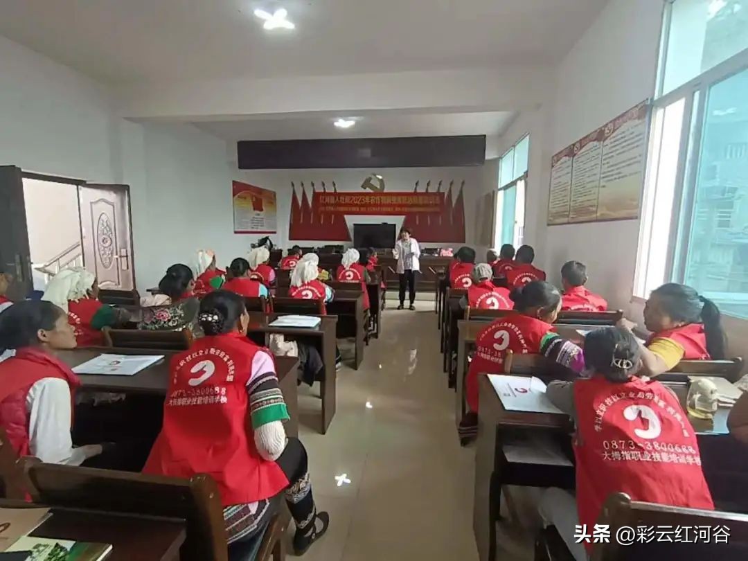 【“三话六学”实践活动】石头寨乡：“学科技”提升群众就业创业能力