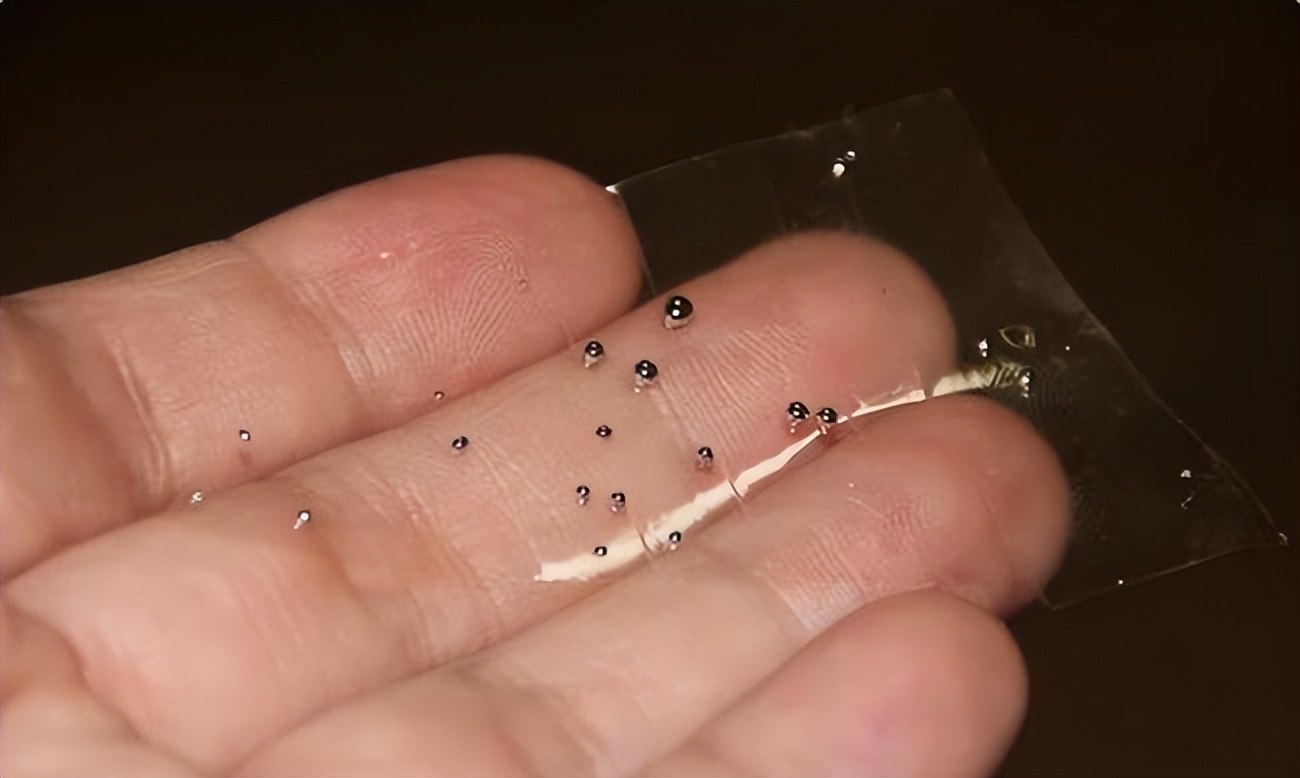 小孩咬破体温计水银要洗胃吗,小孩咬破了水银体温计头要催吐不