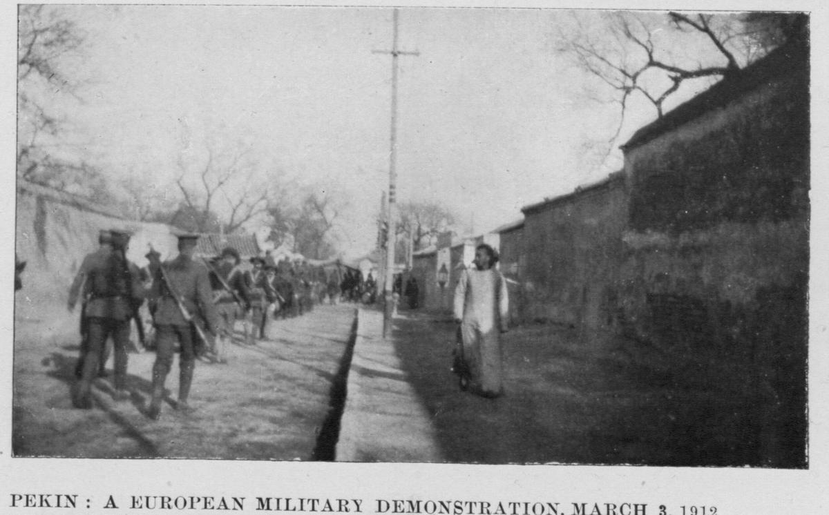 日军日记：男人饿倒在地，为了救他，我将他妻子的乳房割给他吃!