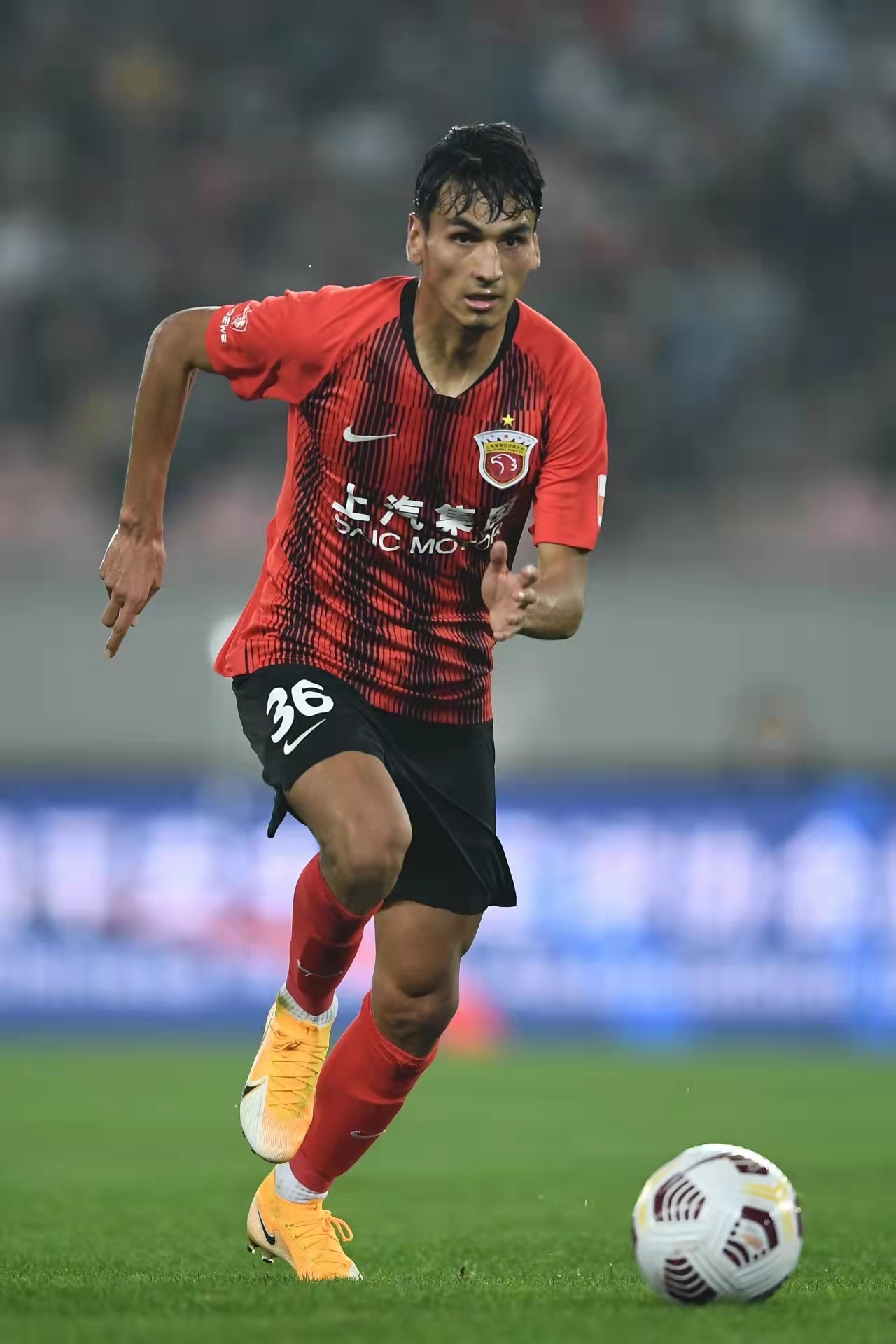 鏂扮枂瓒崇悆鏄庢槦闃垮竷鎷夋睏,鏂扮枂鐞冨憳闃垮竷鎷夋睏