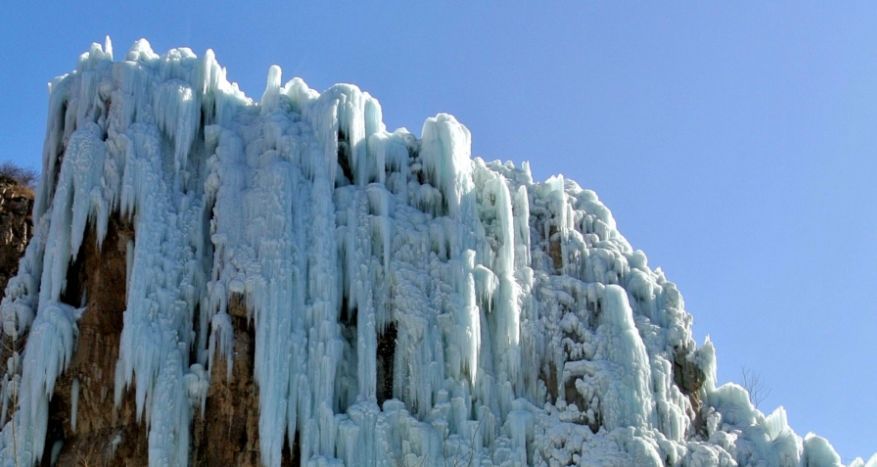 保定周边一日游的绝佳去处冰瀑,平山沕沕水冰瀑一日游攻略