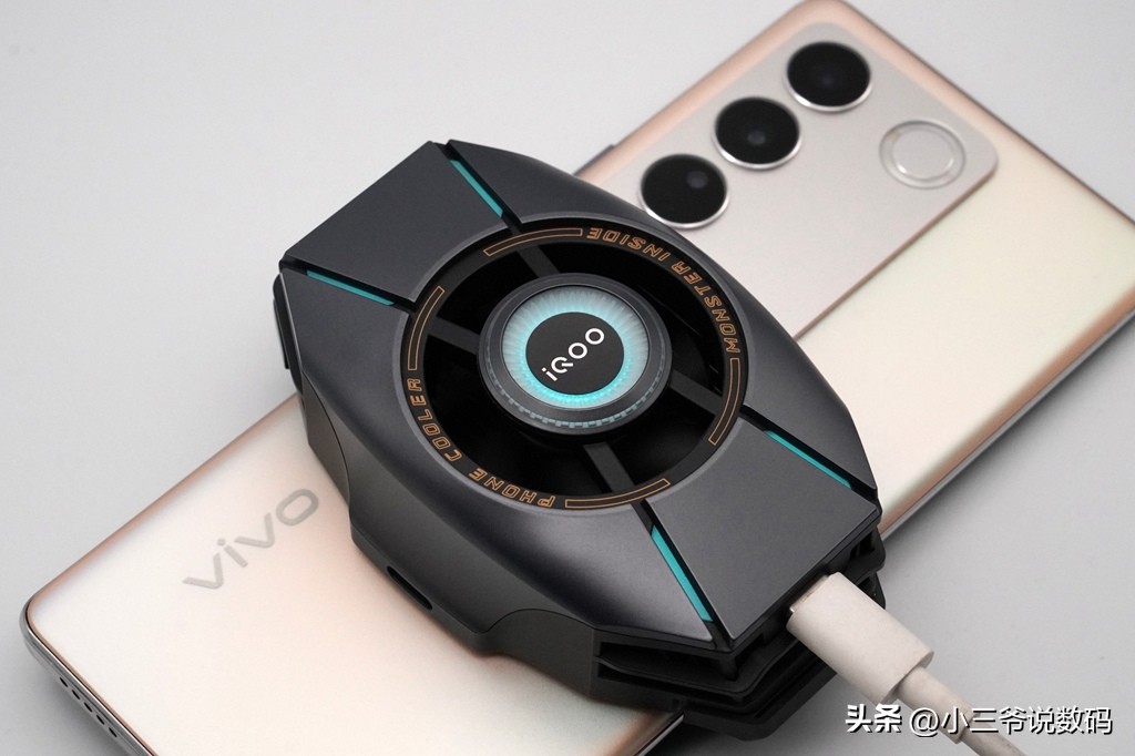 iqoo散热背夹和散热背夹2pro,iqoo散热背夹2pro沉浸式开箱
