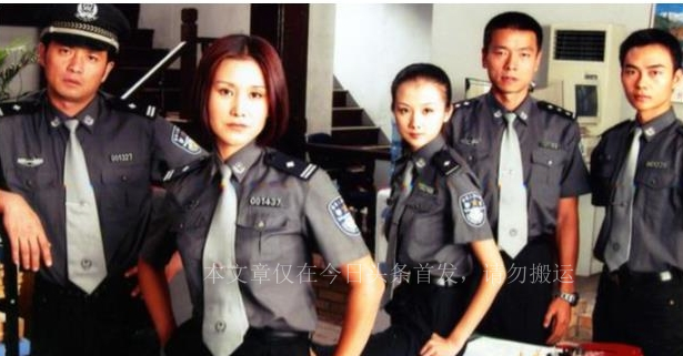 明明油头粉面，却偏要尬演警察，这6位女星演的刑警，真让人难受