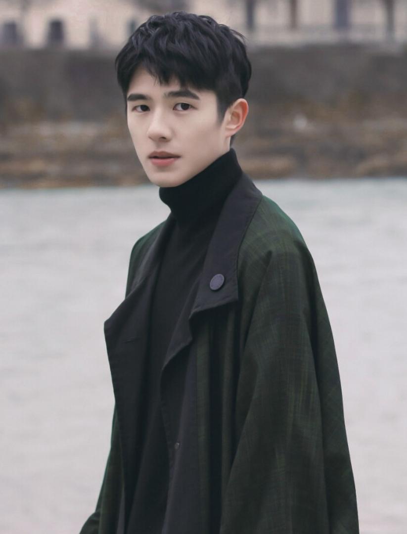 3个“桃色大瓜”，个个不简单，这2天的娱乐圈好生猛！