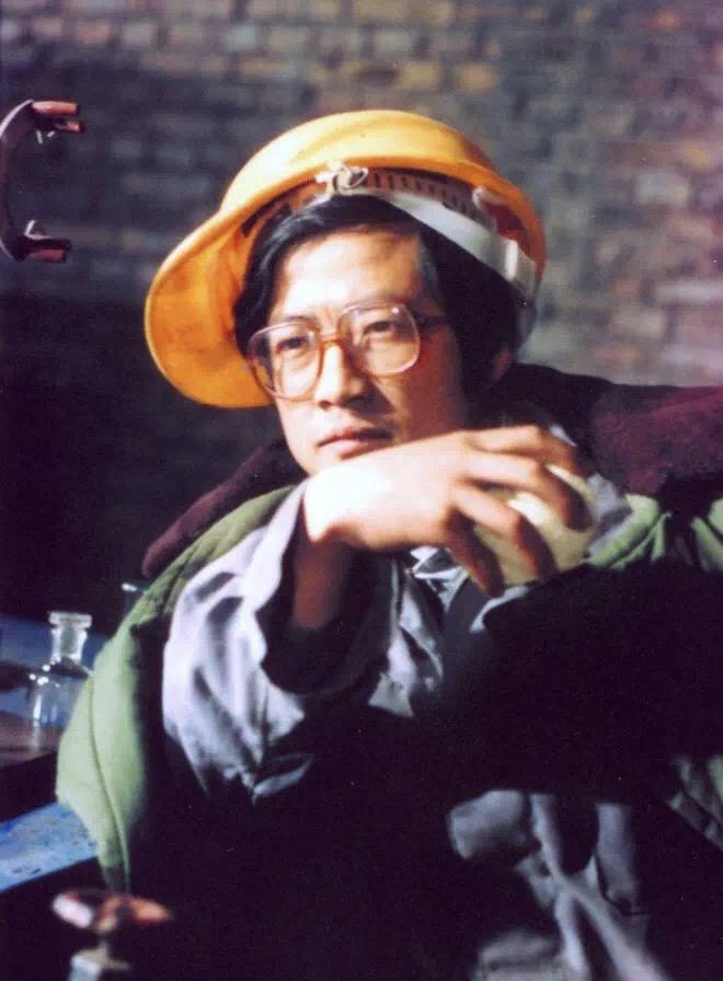 他26岁辞职创业，将企业做到世界500强，却把公司交给国家，为啥