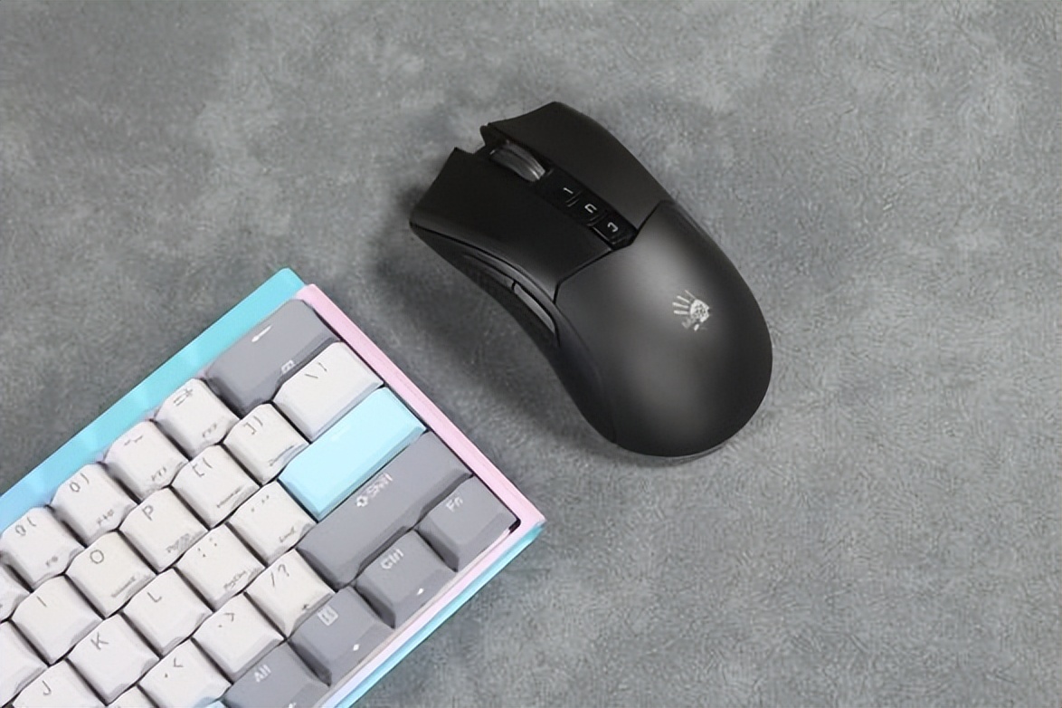 双飞燕血手幽灵r90鼠标,血手幽灵r90plus鼠标怎么样