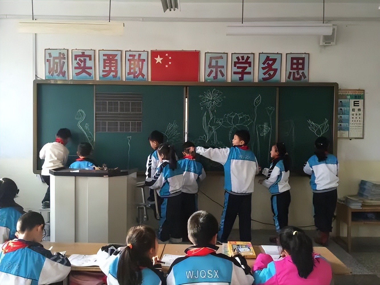 智慧教育互动课堂配置方案,智慧课堂互动教育系统