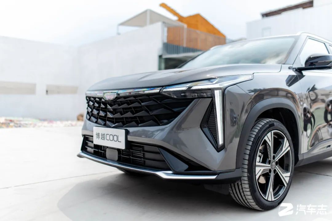 博越cool8155车机芯片是什么水平,博越cool8155芯片多大内存