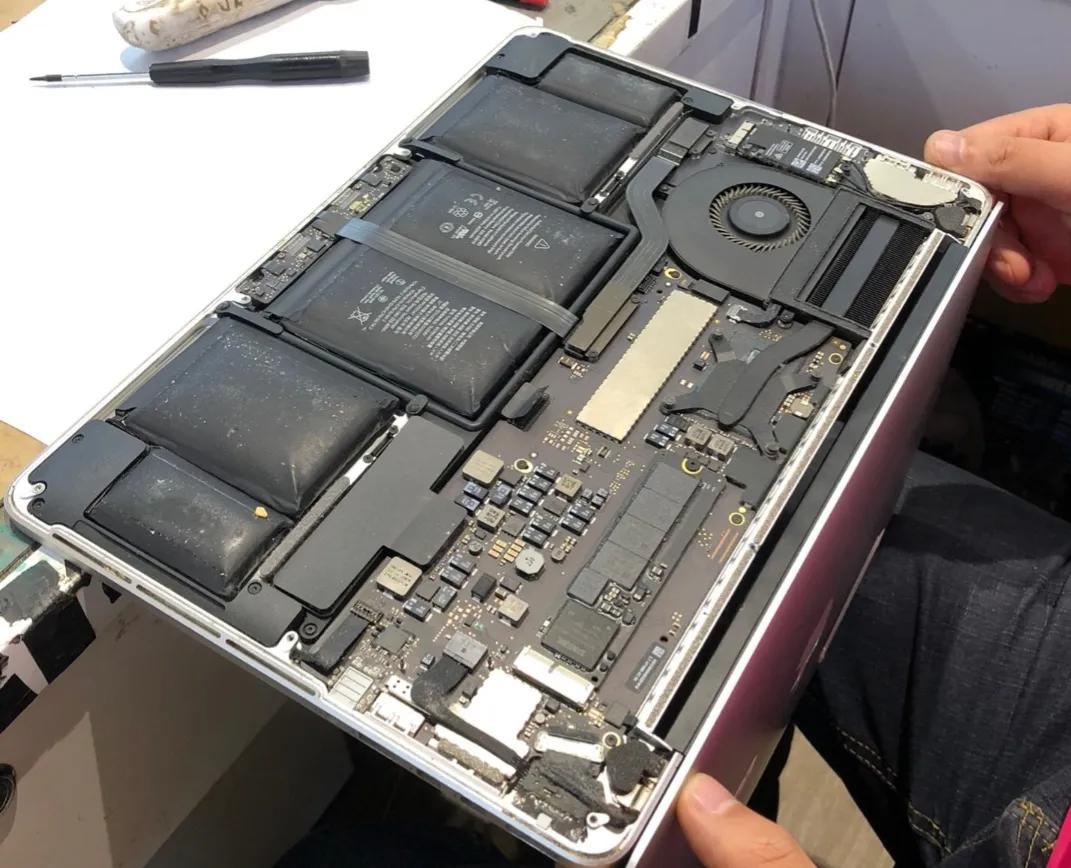 苹果笔记本电脑17款换电池多少钱,苹果笔记本电脑换电池大概多少钱