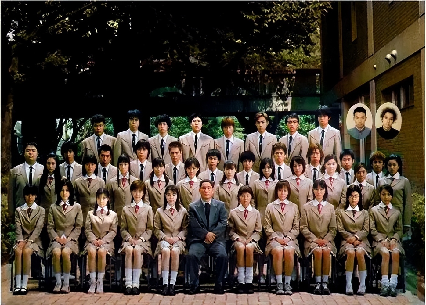 日本学生制服历史,论日本的制服文化