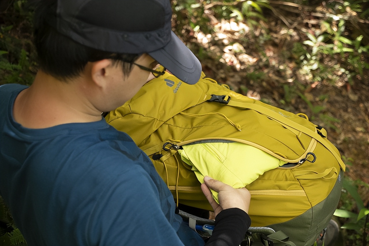 一日行程背包,deuter多特30l轻便型登山背包
