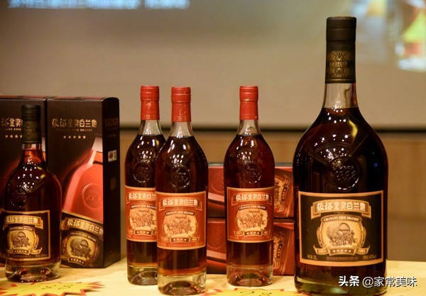 威士忌和白兰地的味道有什么不同,威士忌和白兰地喝法区别