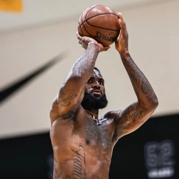 球星壁纸第190期保罗乔治,保罗乔治威少雷霆壁纸