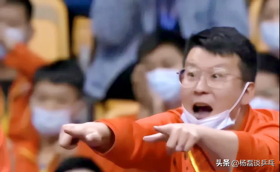 致敬中国飞行员张超,致敬英雄飞行员张超