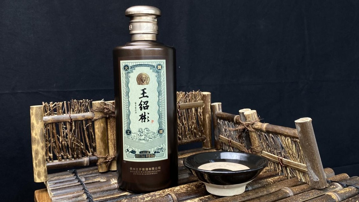 饭局上如何应对讽刺,饭局被人瞧不起