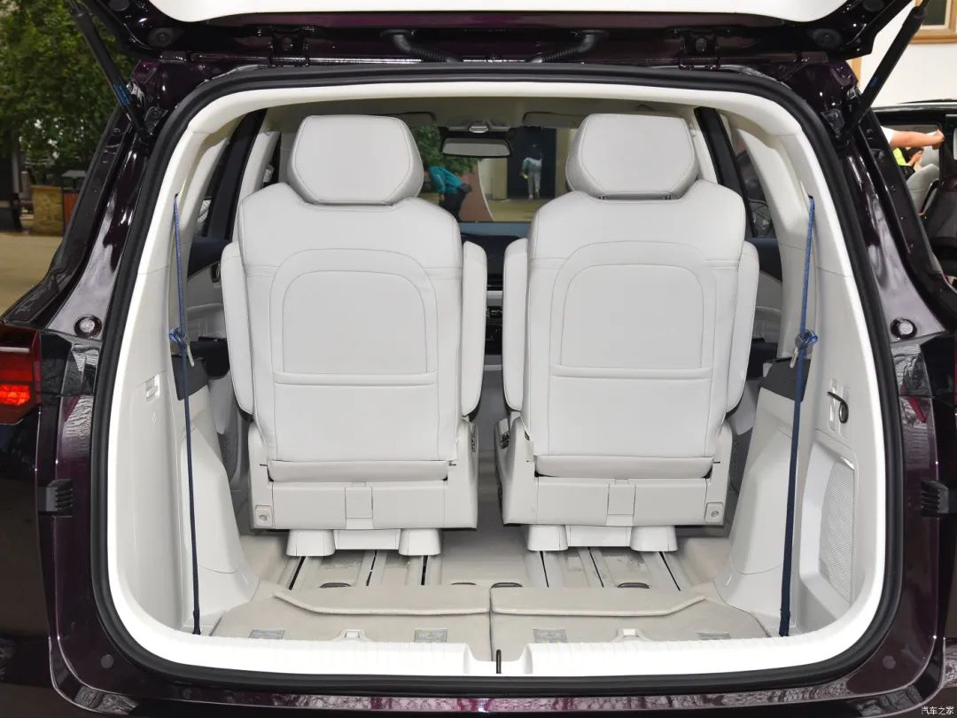 凯捷：最便宜混动MPV?小桌板+腿托，体型与奥德赛相当，却便宜10万？