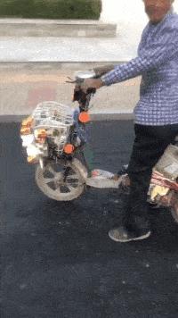 好友不回消息搞笑段子,打电话聊很久的搞笑段子